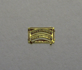 B6032 - Royal Scot Brass Nameplates “SCOTS GUARDSMAN”